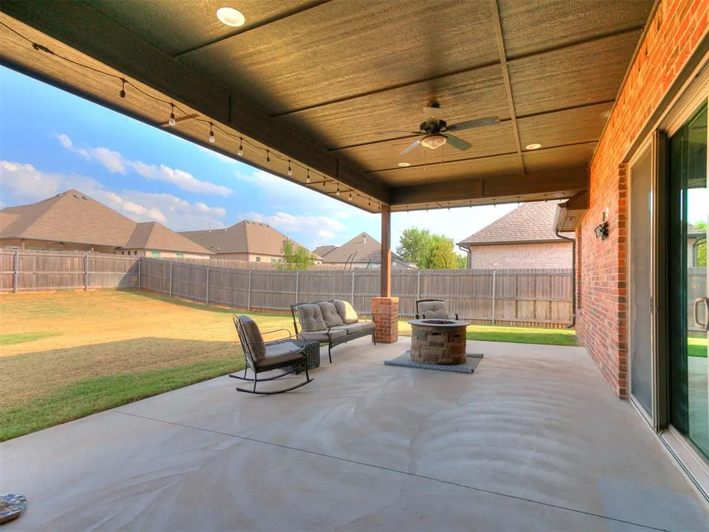 Photo 46 — 5704 Tiger Stone Drive, Mustang, OK 73064
