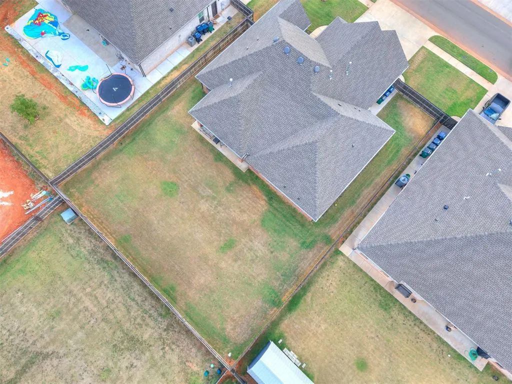Photo 50 — 5704 Tiger Stone Drive, Mustang, OK 73064