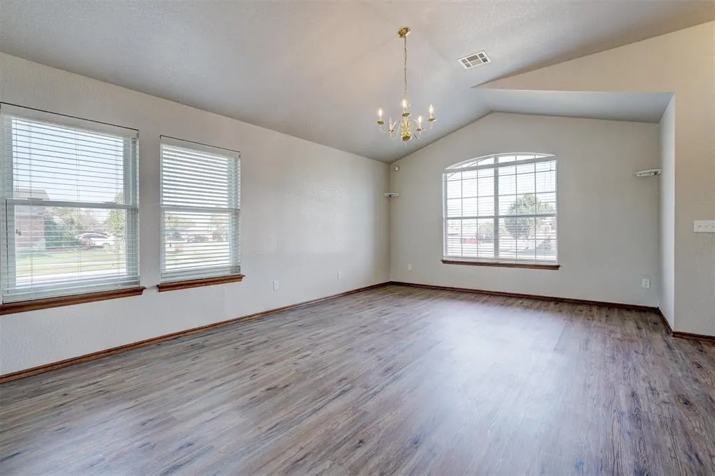 Photo 3 — 10301 Plymouth Court, Oklahoma City, OK 73159