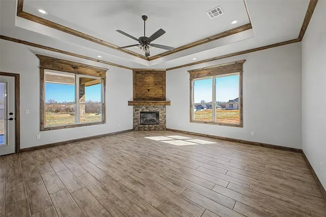 Photo 2 — 1185 Wolf Creek Drive, Blanchard, OK 73010