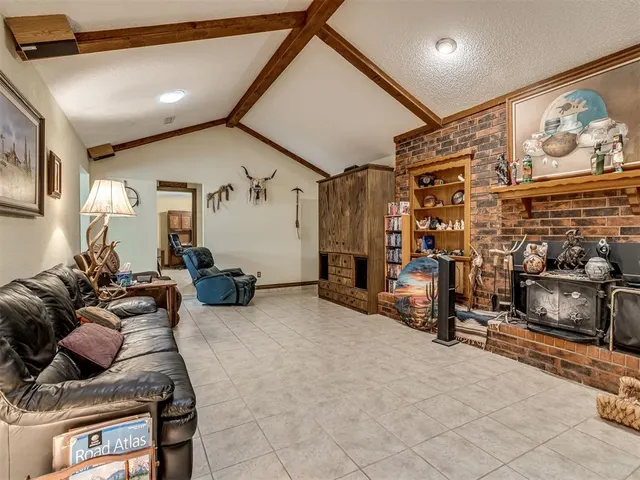 Photo 6 — 710 Deano Dr, Tuttle, OK 73089
