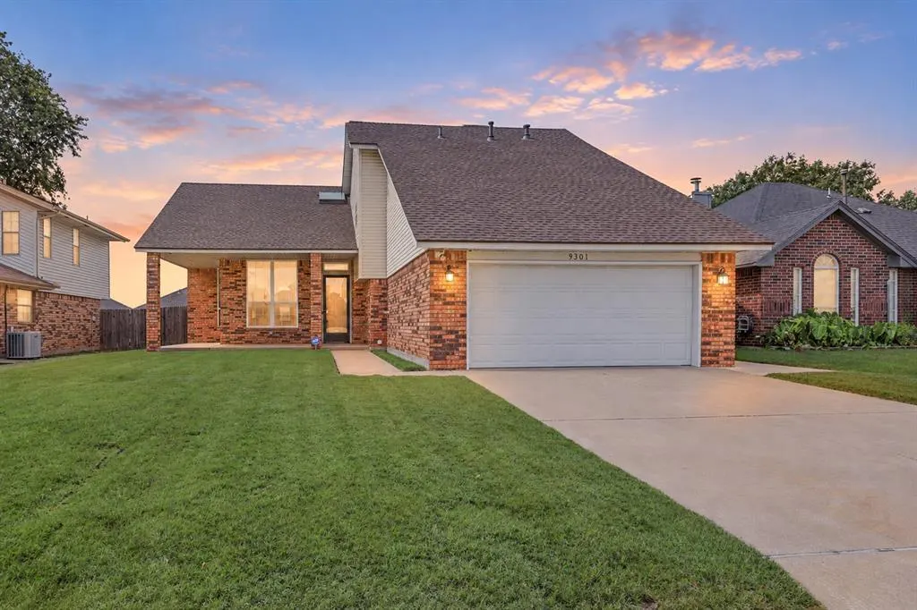 Front exterior — 9301 Buttonwood Avenue, Moore, OK 73160