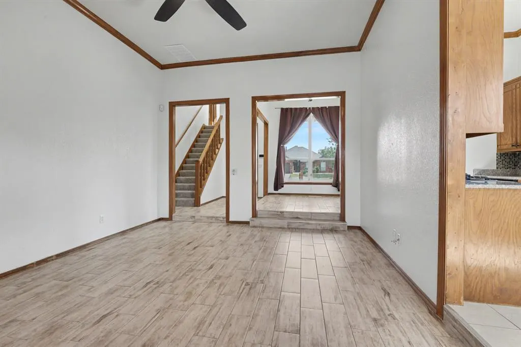 Photo 4 — 9301 Buttonwood Avenue, Moore, OK 73160