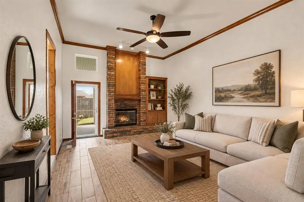 Photo 6 — 9301 Buttonwood Avenue, Moore, OK 73160