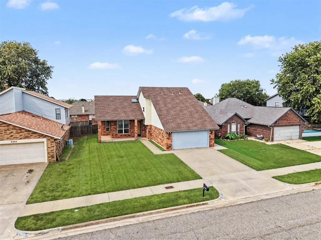 Photo 29 — 9301 Buttonwood Avenue, Moore, OK 73160