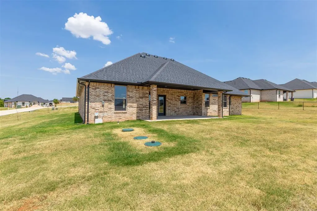 Photo 39 — 2433 Raven Circle, Blanchard, OK 73010