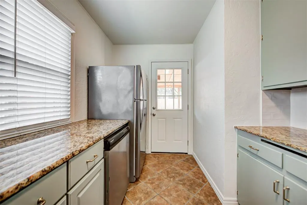 Photo 10 — 612 NW 51st Street, Oklahoma City, OK 73118