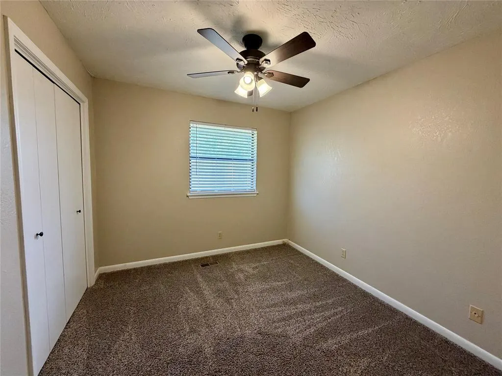 Photo 13 — 1102 Walnut Street, Woodward, OK 73801