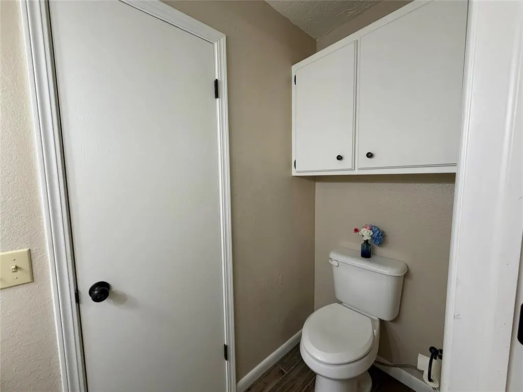 Photo 12 — 1102 Walnut Street, Woodward, OK 73801