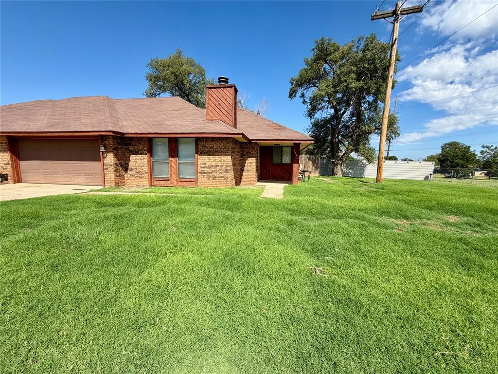 Photo 24 — 1102 Walnut Street, Woodward, OK 73801