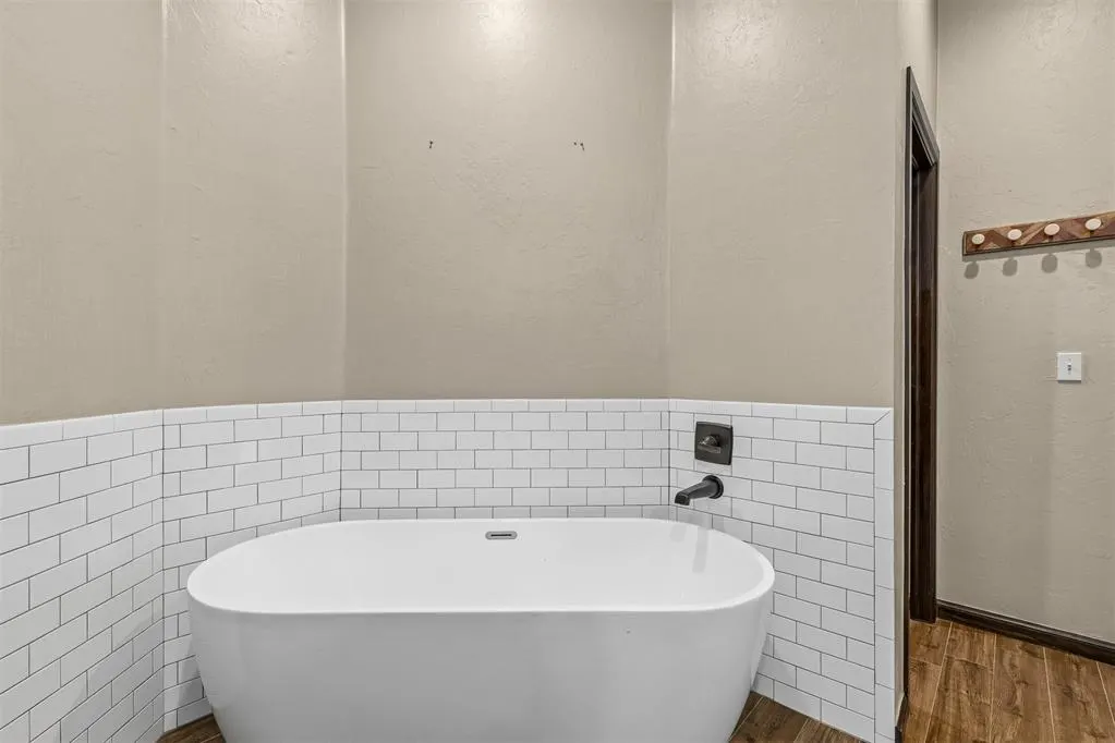 Photo 28 — 3104 SW 138th Street, Oklahoma City, OK 73170