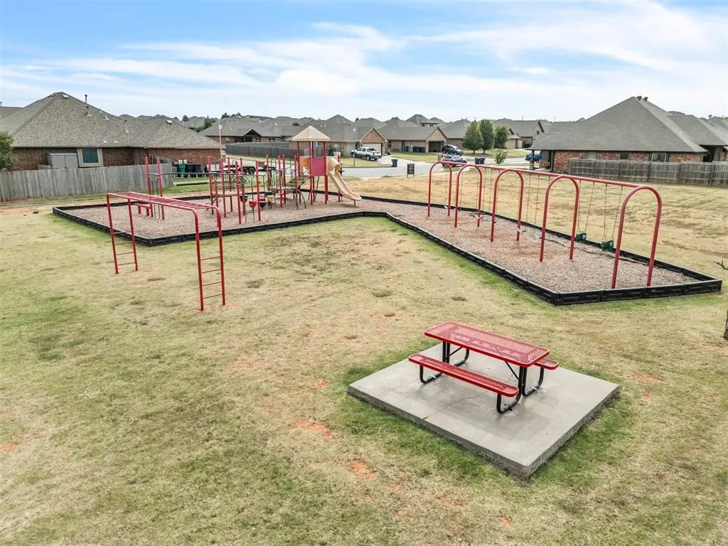 Photo 36 — 709 Bobcat Trail, Yukon, OK 73099