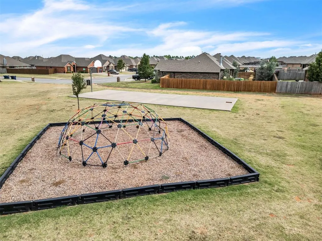 Photo 37 — 709 Bobcat Trail, Yukon, OK 73099