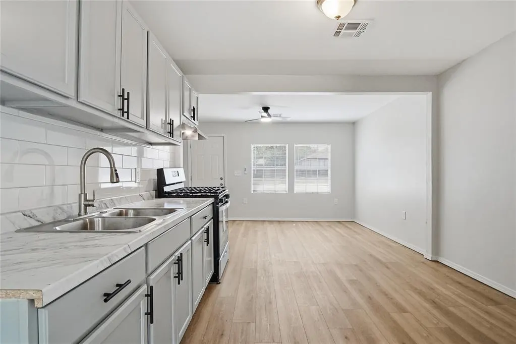 Photo 4 — 117 SW 39th Street, Oklahoma City, OK 73109