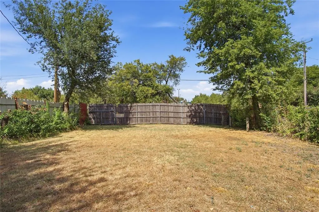 Photo 12 — 117 SW 39th Street, Oklahoma City, OK 73109