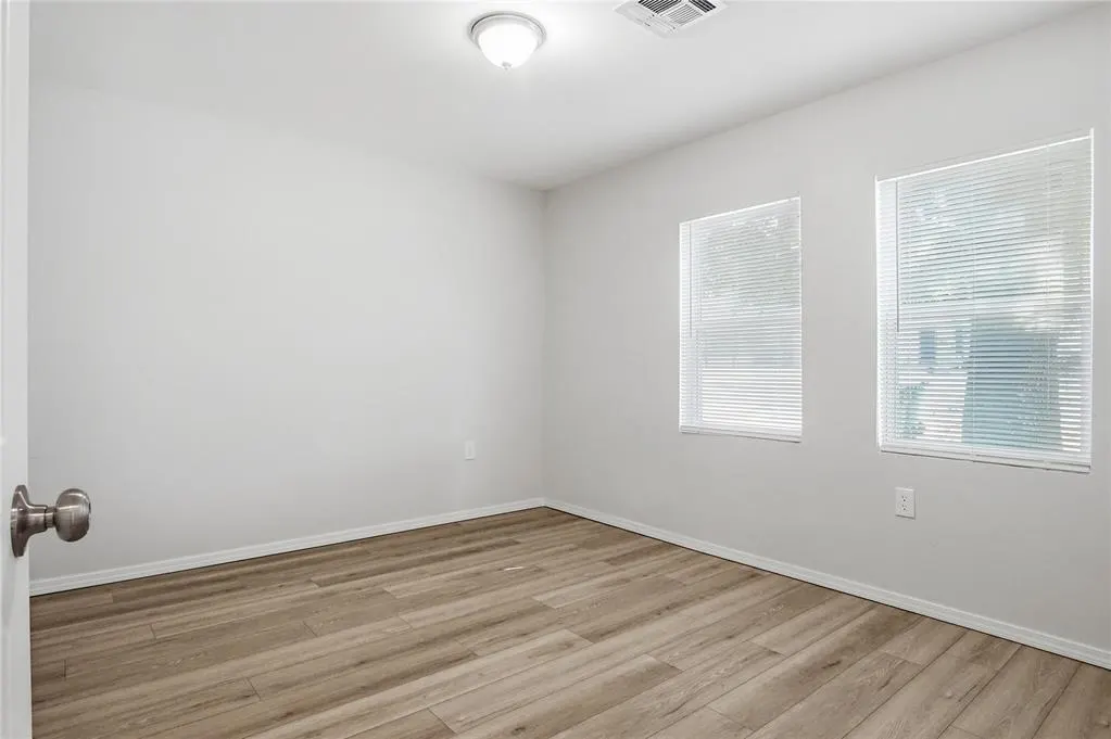 Photo 19 — 117 SW 39th Street, Oklahoma City, OK 73109