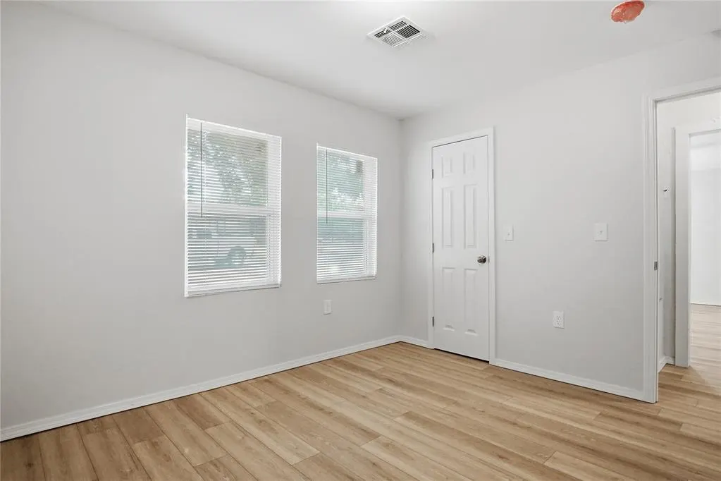 Photo 20 — 117 SW 39th Street, Oklahoma City, OK 73109