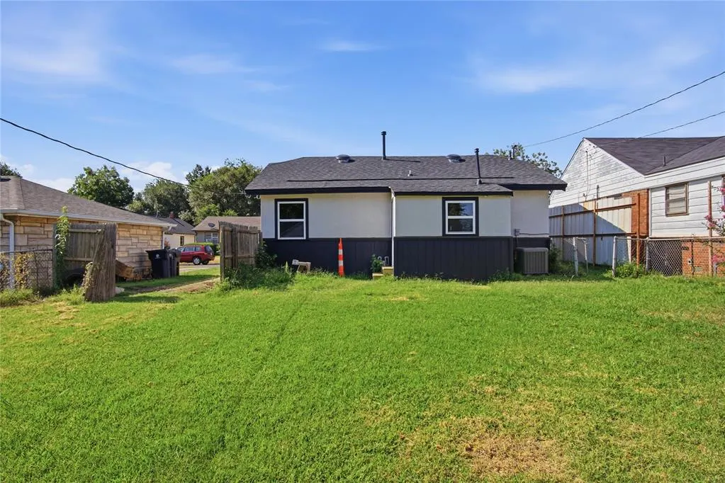 Photo 29 — 1041 SW 33rd Street, Oklahoma City, OK 73109