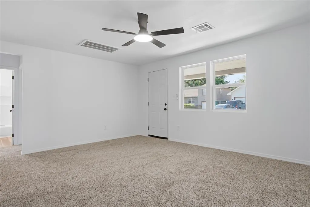 Photo 32 — 1041 SW 33rd Street, Oklahoma City, OK 73109