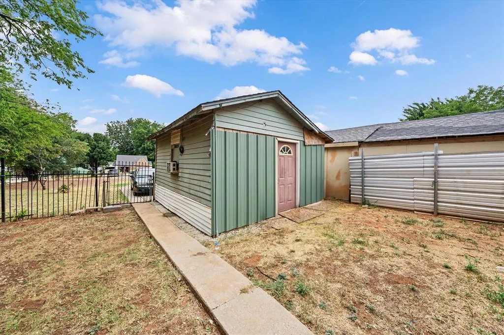 Photo 5 — 1434 SW 28th Street, Oklahoma City, OK 73108
