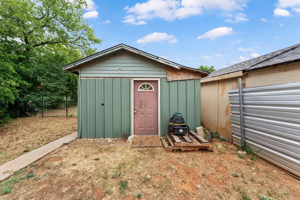 Photo 6 — 1434 SW 28th Street, Oklahoma City, OK 73108