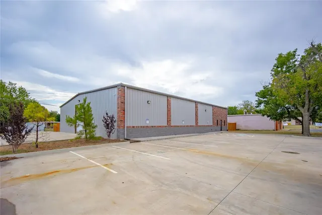 Photo 3 — 6800 Main Street, Oklahoma City, OK 73169