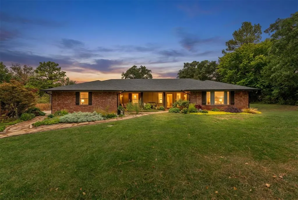 Front exterior — 4109 Sooner Court, Edmond, OK 73034
