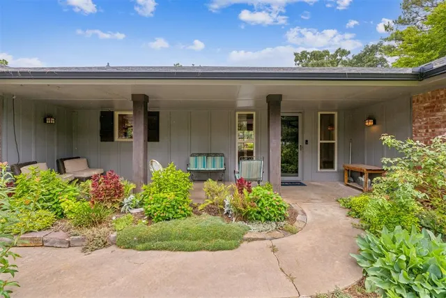 Photo 4 — 4109 Sooner Court, Edmond, OK 73034