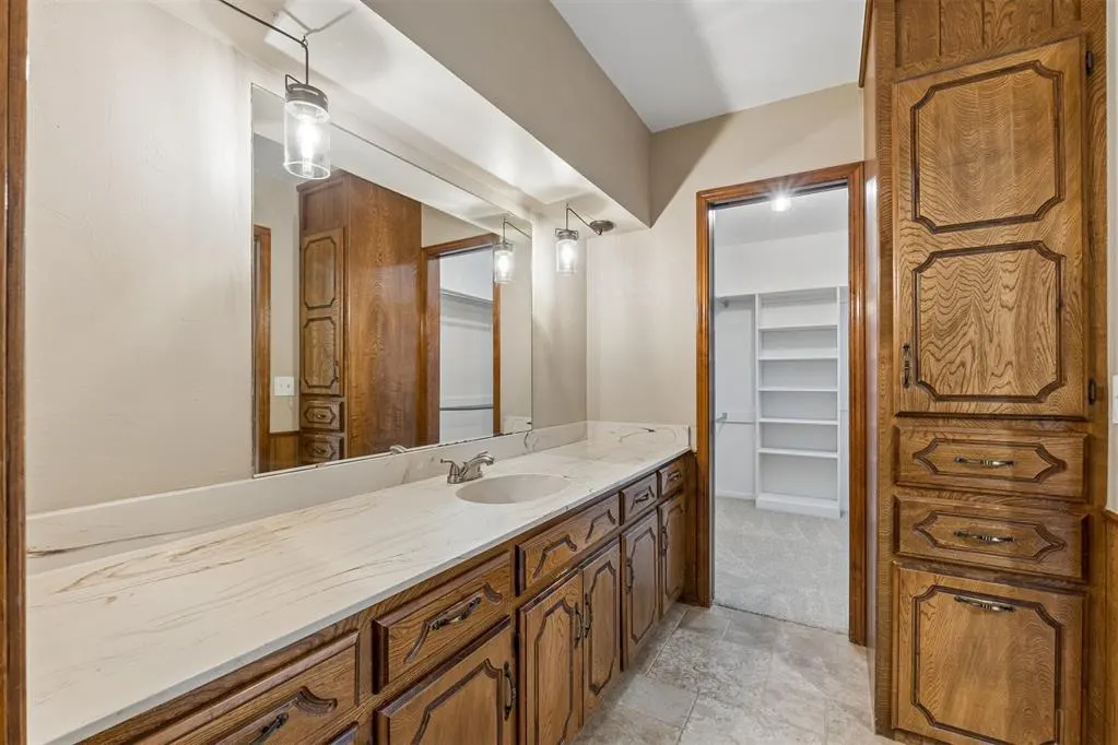 Photo 18 — 4109 Sooner Court, Edmond, OK 73034