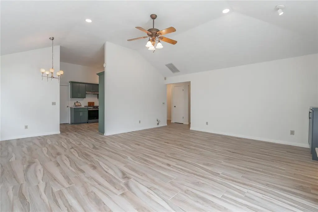 Photo 9 — 5220 SE 84th Street, Oklahoma City, OK 73135