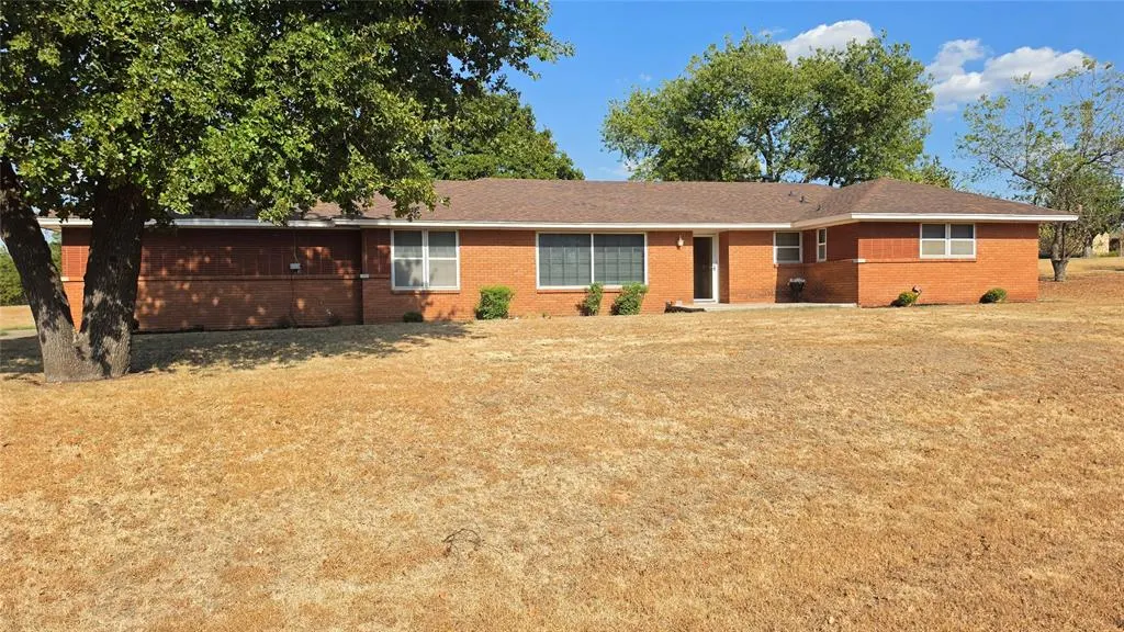 Front exterior — 2800 N Dornick Drive, Forest Park, OK 73121