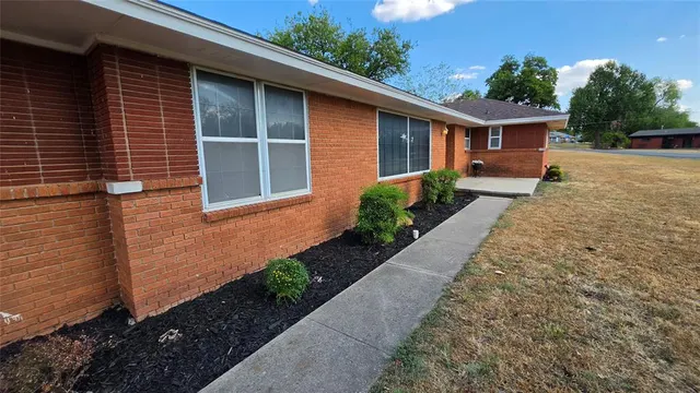 Photo 3 — 2800 N Dornick Drive, Forest Park, OK 73121