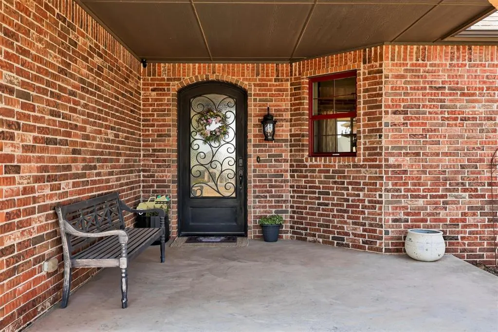 Photo 3 — 203 Raye Place, Tuttle, OK 73089