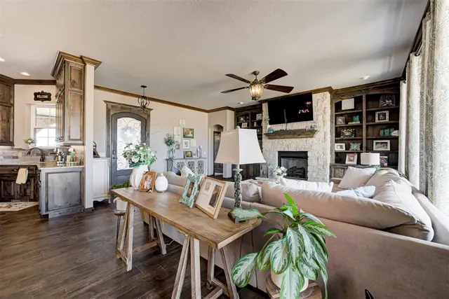 Photo 5 — 203 Raye Place, Tuttle, OK 73089