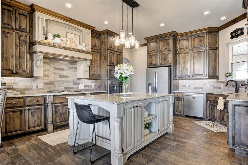 Photo 12 — 203 Raye Place, Tuttle, OK 73089