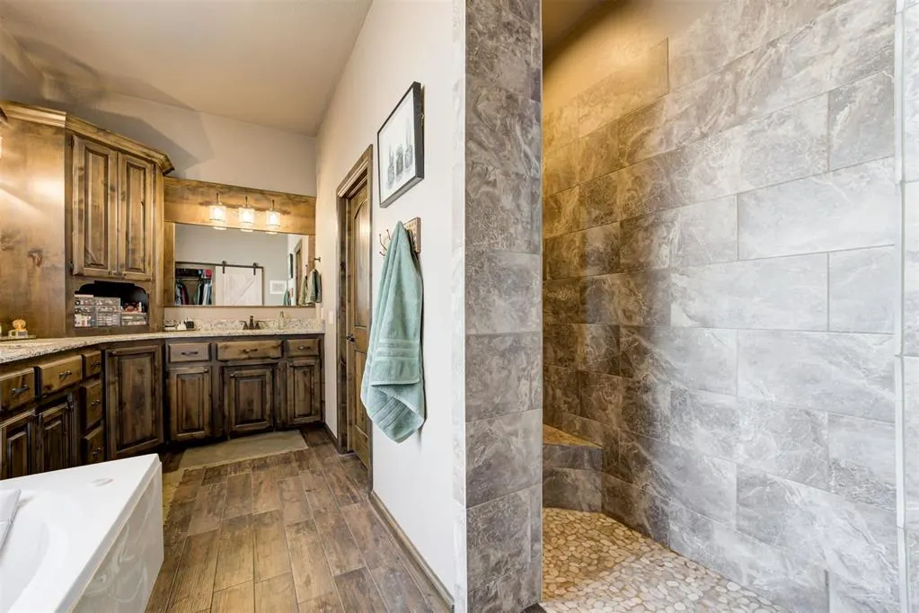 Photo 23 — 203 Raye Place, Tuttle, OK 73089