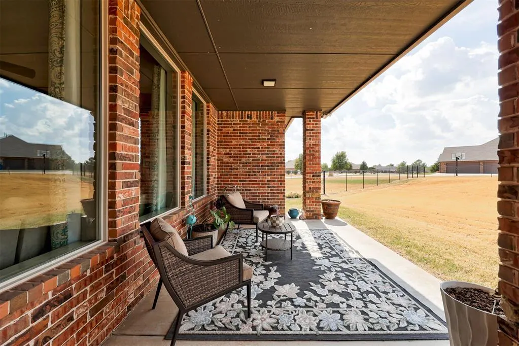 Photo 42 — 203 Raye Place, Tuttle, OK 73089