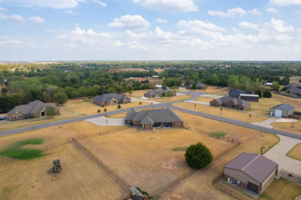 Photo 49 — 203 Raye Place, Tuttle, OK 73089