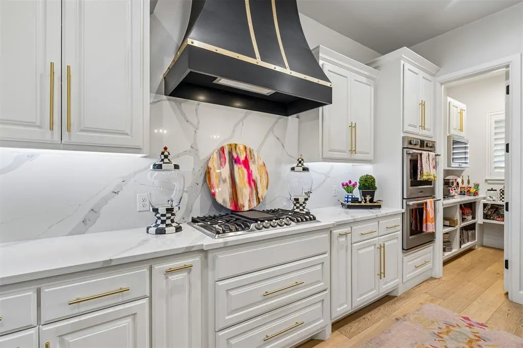 Photo 9 — 201 Saint Claire Drive, Edmond, OK 73025
