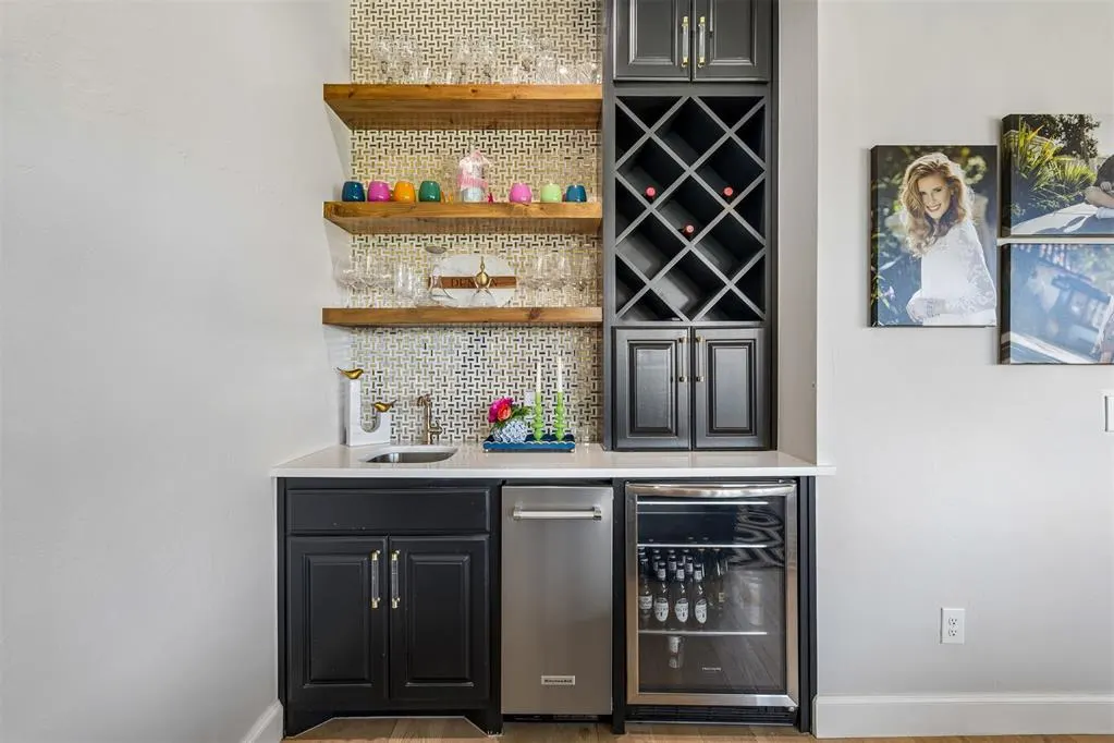 Photo 16 — 201 Saint Claire Drive, Edmond, OK 73025