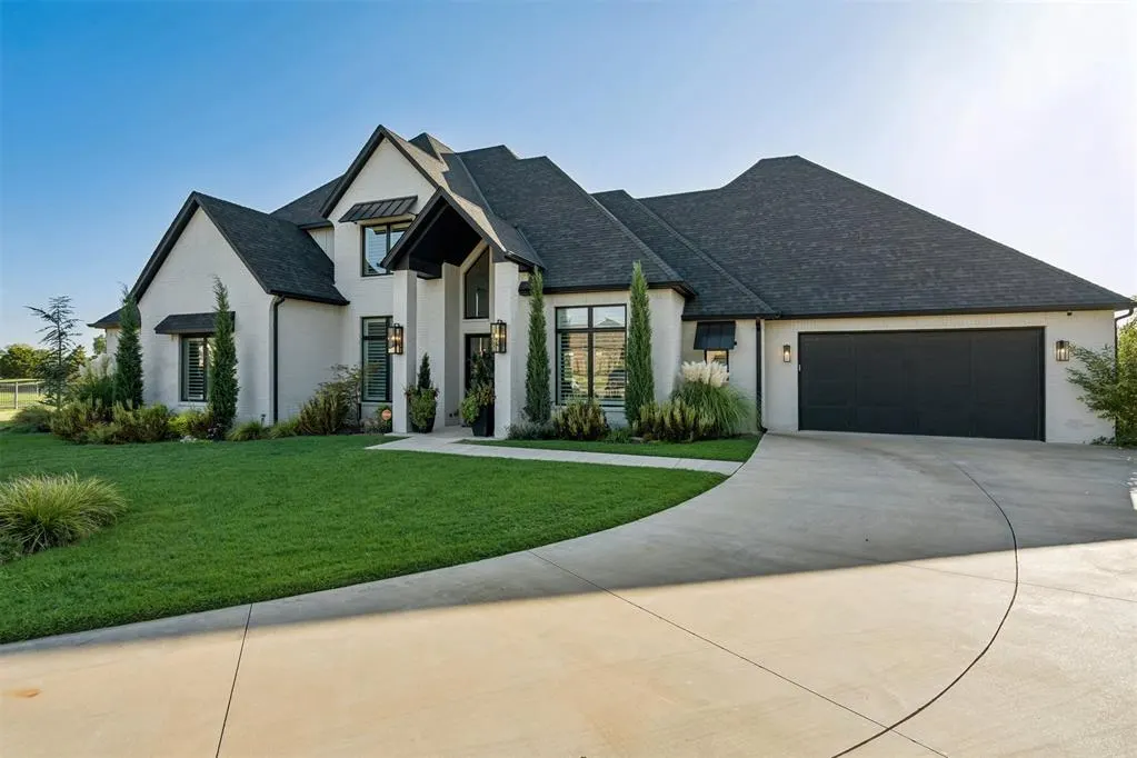Photo 46 — 201 Saint Claire Drive, Edmond, OK 73025