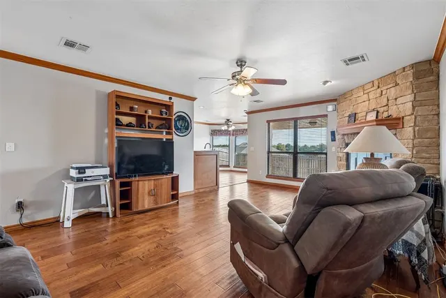 Photo 7 — 1629 Canyon Bluff Road, Guthrie, OK 73044
