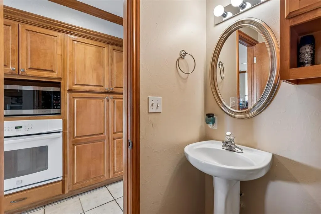 Photo 12 — 1629 Canyon Bluff Road, Guthrie, OK 73044