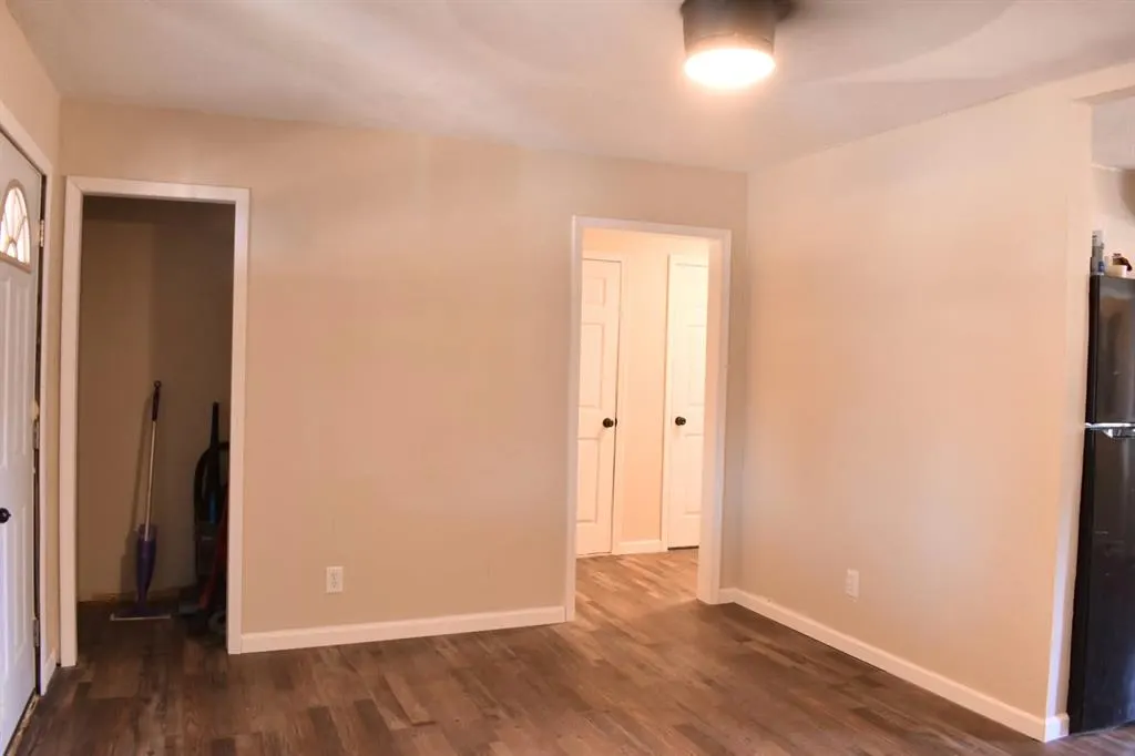 Photo 4 — 405 W Cafky Avenue, Tipton, OK 73570