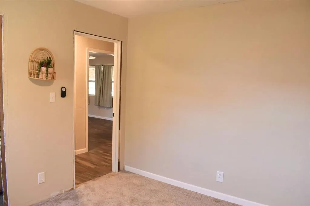 Photo 5 — 405 W Cafky Avenue, Tipton, OK 73570