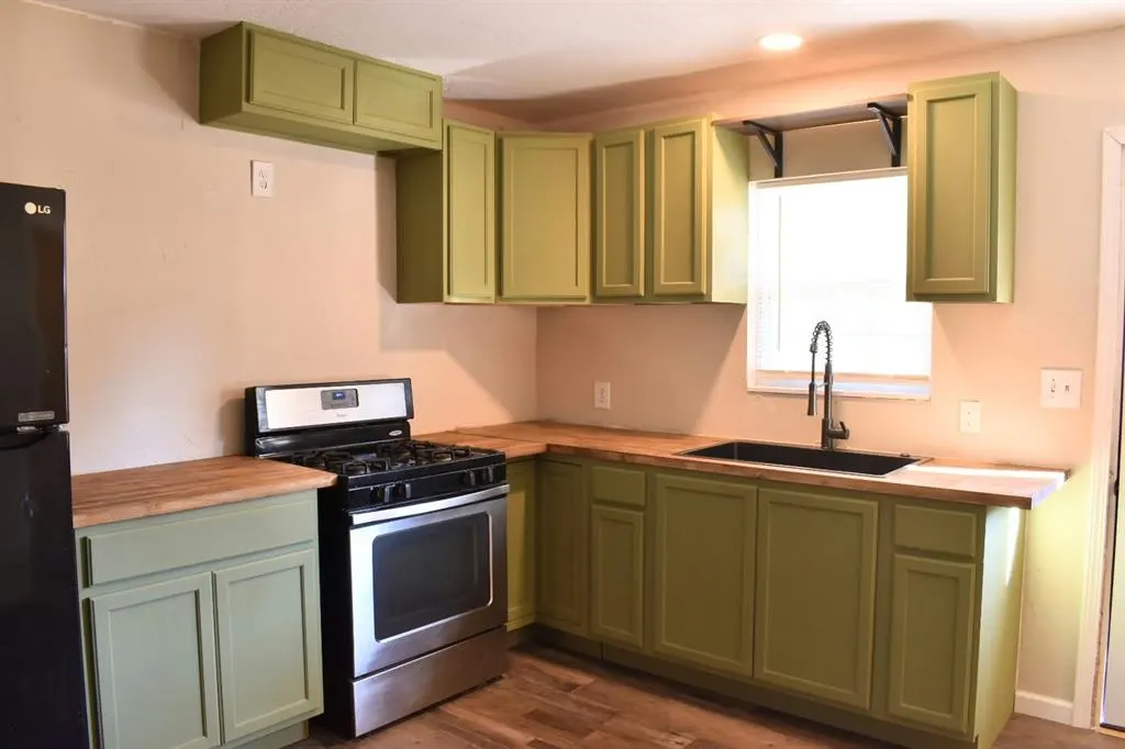 Photo 6 — 405 W Cafky Avenue, Tipton, OK 73570
