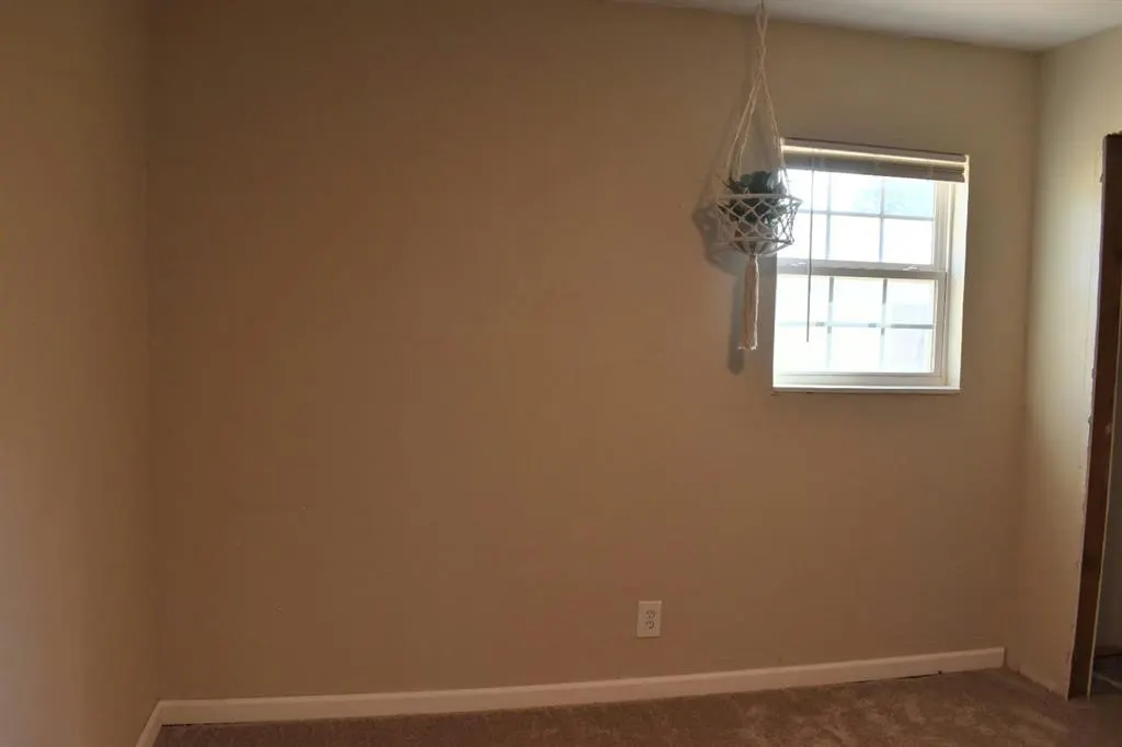 Photo 12 — 405 W Cafky Avenue, Tipton, OK 73570