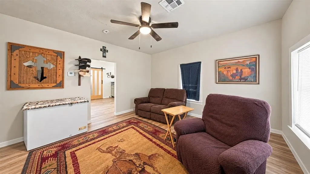 Photo 5 — 1012 S 13th Street, Chickasha, OK 73018