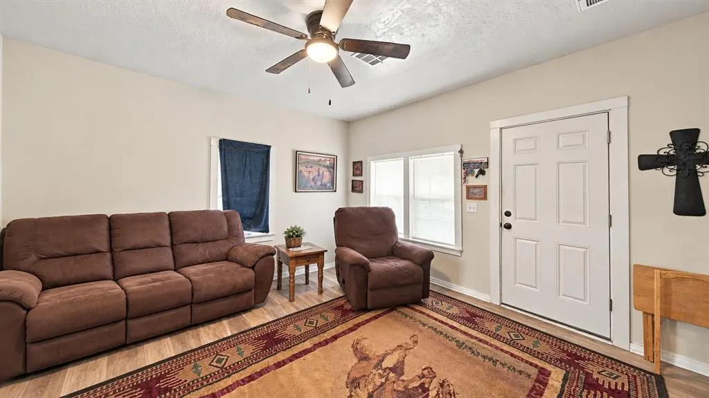 Photo 6 — 1012 S 13th Street, Chickasha, OK 73018