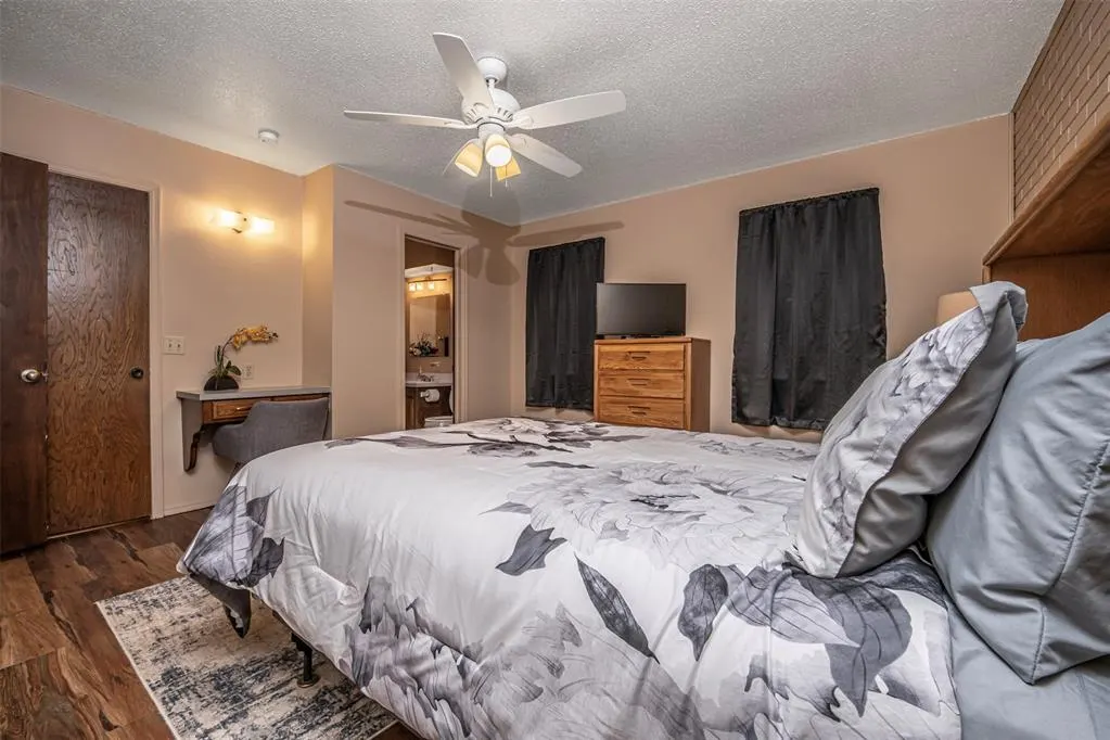 Photo 21 — 11307 N May Avenue D, Oklahoma City, OK 73120